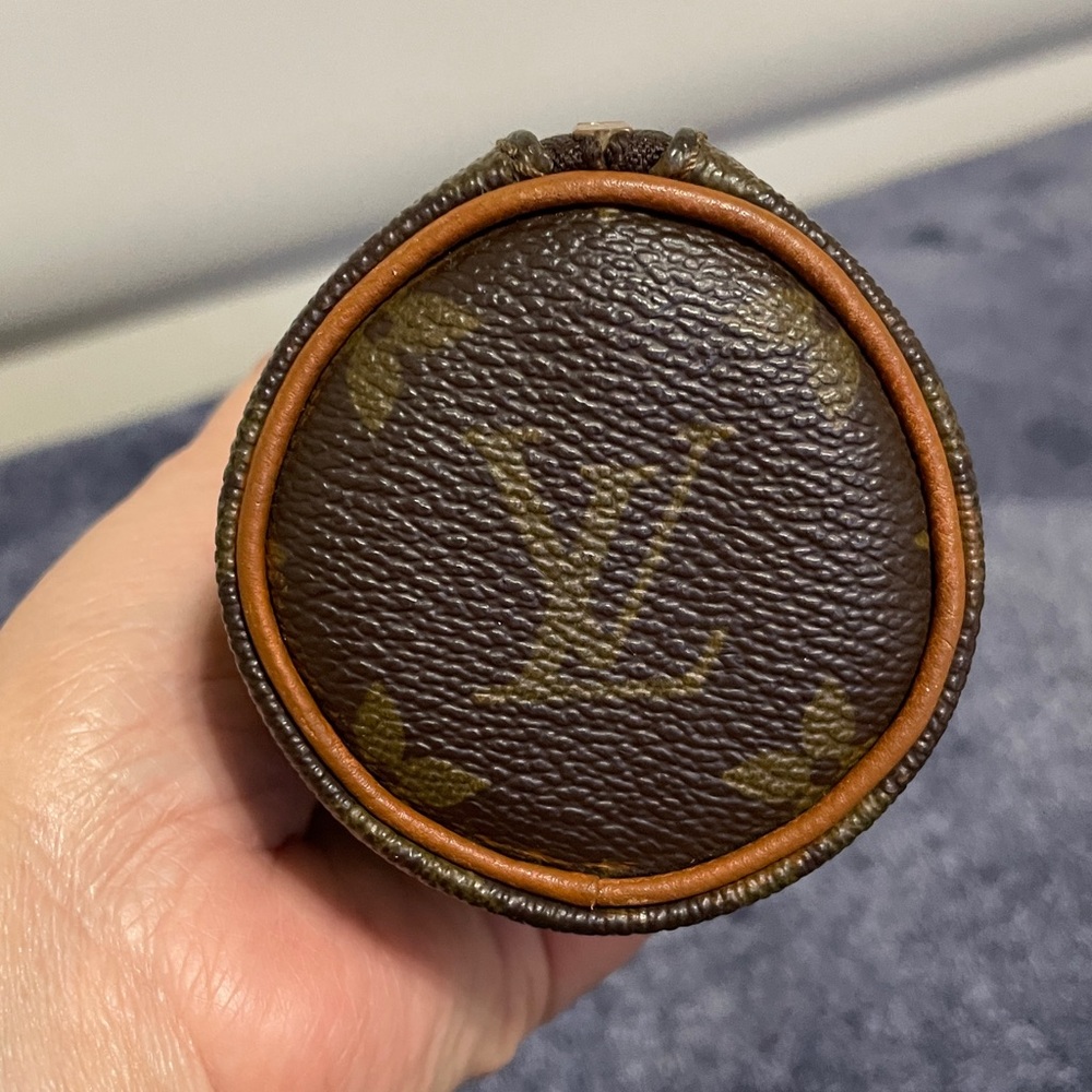 Louis Vuitton Monogram Pencil Case - Picture 6 of 14